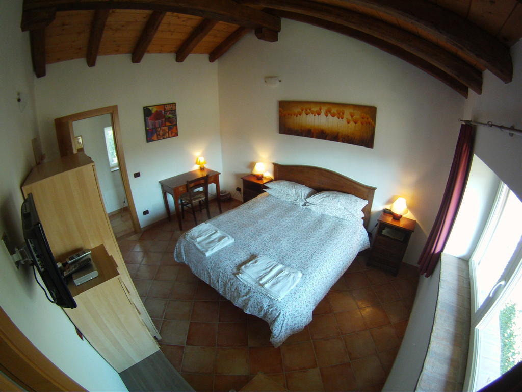 Al Campo Di Sotto Bed & Breakfast Buia Exterior photo